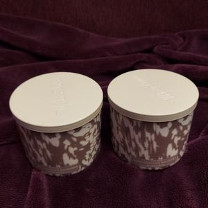 Bundle of 2 white chocolate macadamia candles by bath and body works